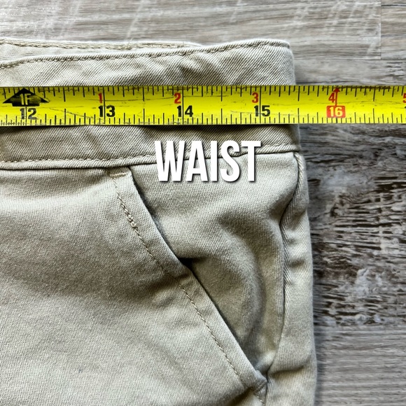 🌞 French Toast : khaki bermuda shorts - Picture 9 of 12